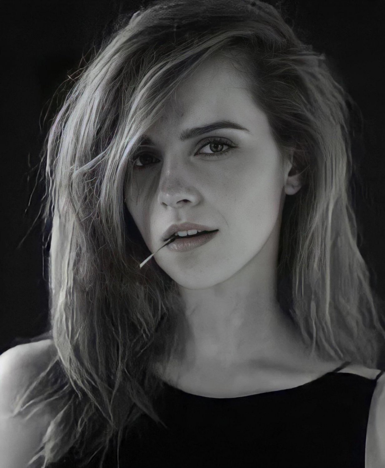 B9ffzRFP Emma Watson Cum Tribute 11 01.jpg